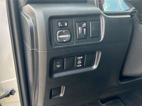 Used 2019 Toyota 4Runner TRD Off-Road image 18