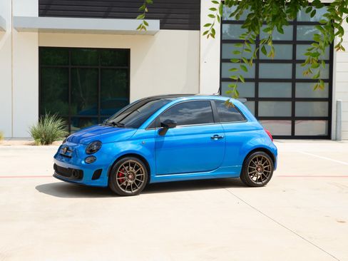 Used 2018 FIAT 500 Abarth FWD image 4