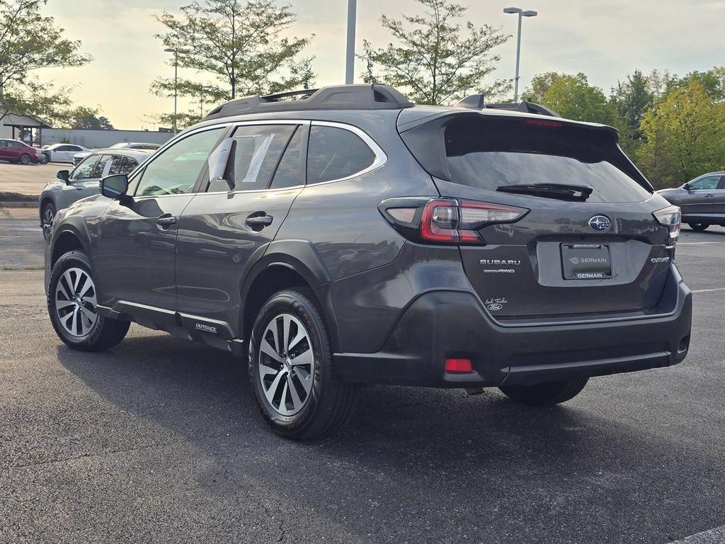Used 2024 Subaru Outback Premium AWD/4WD image 5