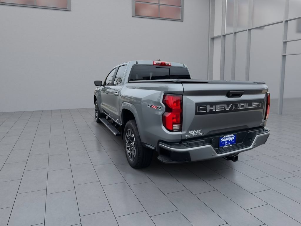 Used 2023 Chevrolet Colorado LT w/ LT Convenience Package III AWD/4WD image 7