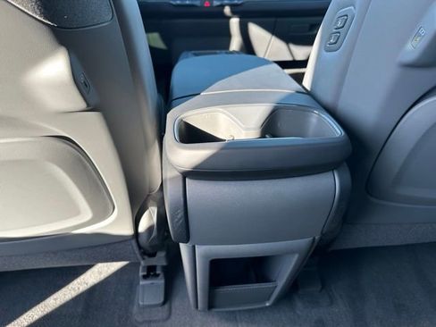 Used 2024 Kia EV9 Wind image 22