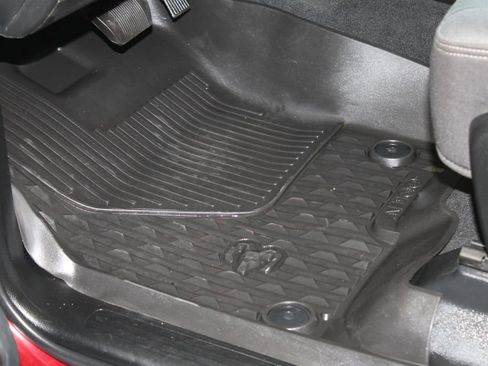 Used 2022 RAM 1500 Big Horn AWD/4WD image 39