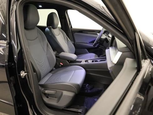New 2026 Volkswagen Tiguan SE R-Line AWD/4WD image 31