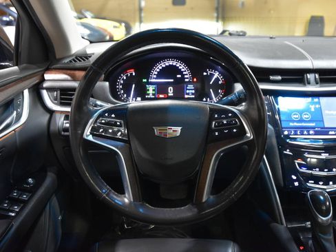 Used 2019 Cadillac XTS Luxury AWD/4WD image 16
