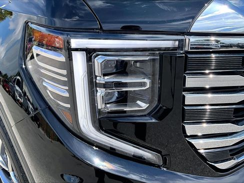 Used 2023 GMC Sierra 1500 SLT RWD image 27