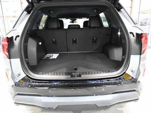 New 2026 GMC Terrain AT4 w/ Convenience Package III image 27