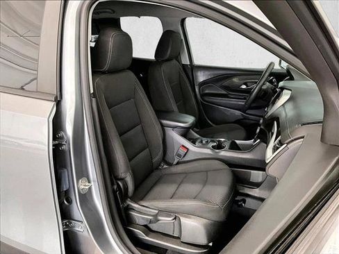 Used 2023 GMC Terrain SLE FWD image 9
