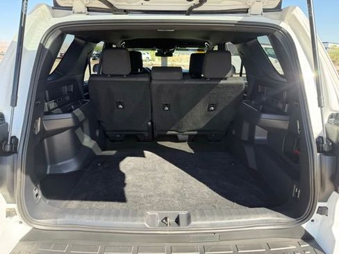 Certified 2025 Toyota 4Runner SR5 AWD/4WD image 35