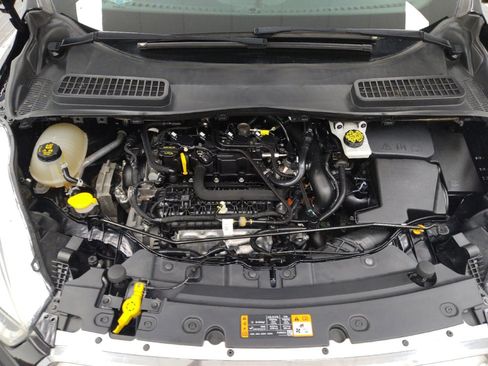Used 2019 Ford Escape SE FWD image 30