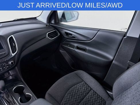 Used 2024 Chevrolet Equinox LT AWD/4WD image 22