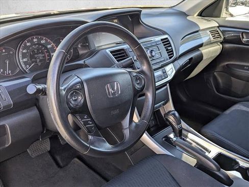 Used 2015 Honda Accord Sport image 10