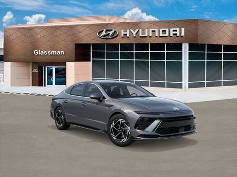 New 2026 Hyundai Sonata SEL image 2