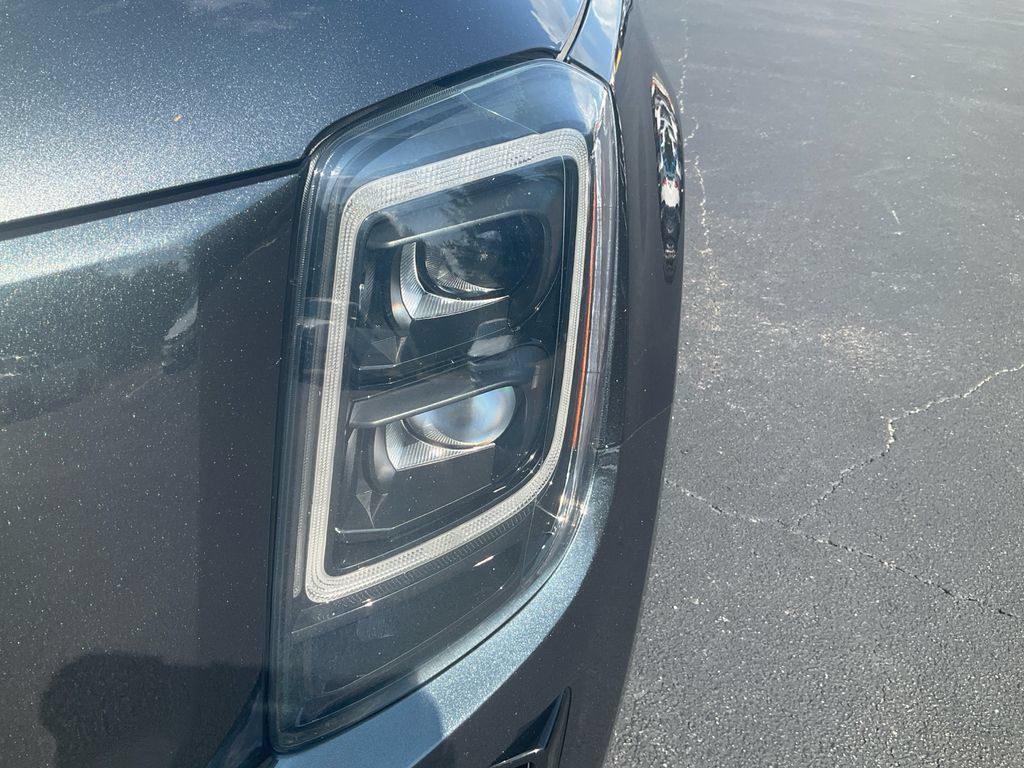 Used 2021 Kia Telluride EX w/ EX Premium Package AWD/4WD image 9