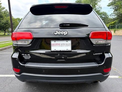 Used 2018 Jeep Grand Cherokee Laredo image 7