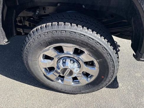 New 2026 Ford F350 Lariat w/ Lariat Premium Package image 4