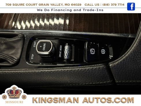 Used 2016 Volvo XC90 T6 Momentum w/ Protection Package Plus AWD/4WD image 25