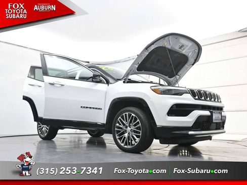 Used 2023 Jeep Compass Limited w/ Elite Group AWD/4WD image 39