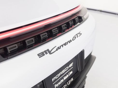 Certified 2025 Porsche 911 Carrera GTS RWD image 47