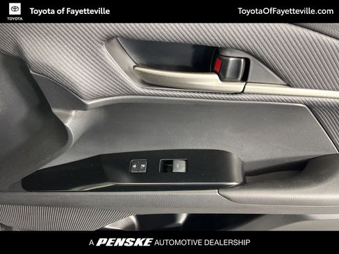Used 2026 Toyota Camry SE w/ Convenience Package image 19