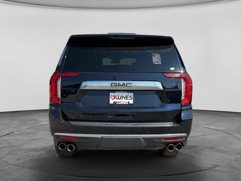Used 2023 GMC Yukon XL Denali w/ LPO, Floor Liner Package AWD/4WD image 9