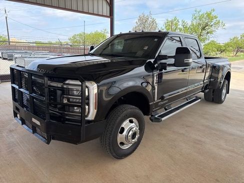 Used 2024 Ford F350 Lariat w/ FX4 Off-Road Package image 3