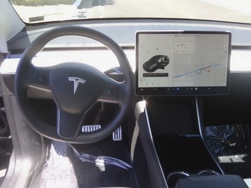 Used 2020 Tesla Model Y Performance AWD/4WD image 7