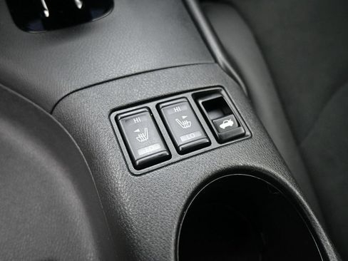 Used 2025 Nissan Z Performance w/ Floor Mat Package RWD image 14