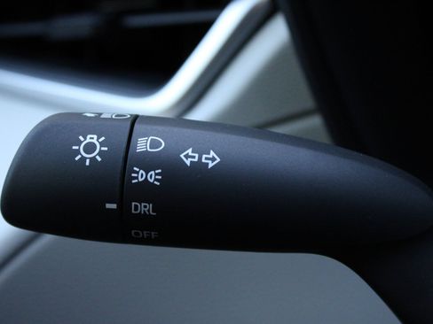 New 2026 Toyota Corolla Cross L AWD/4WD image 28