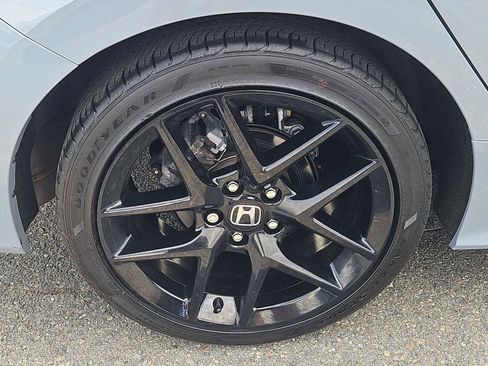 Used 2024 Honda Civic Sport image 9
