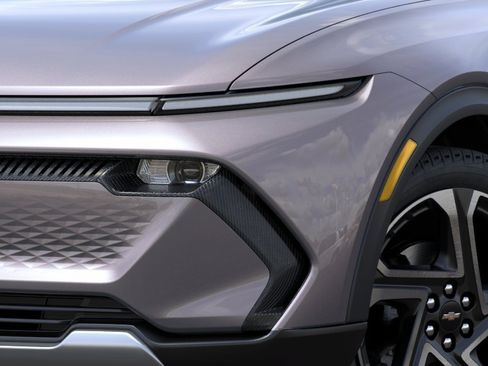 New 2026 Chevrolet Equinox EV LT w/ Convenience Package II FWD image 58