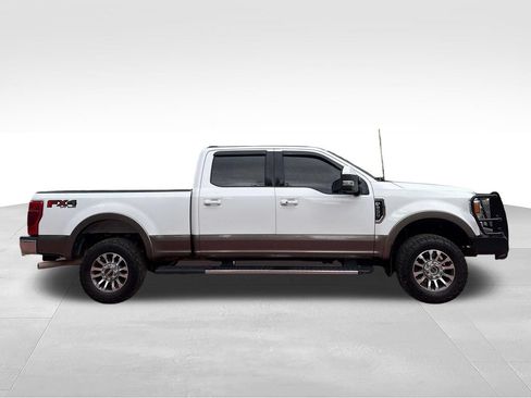 Used 2022 Ford F250 Lariat w/ Lariat Ultimate Package AWD/4WD image 10