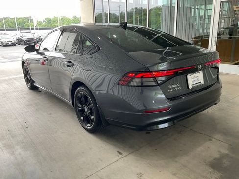 Used 2025 Honda Accord SE image 16