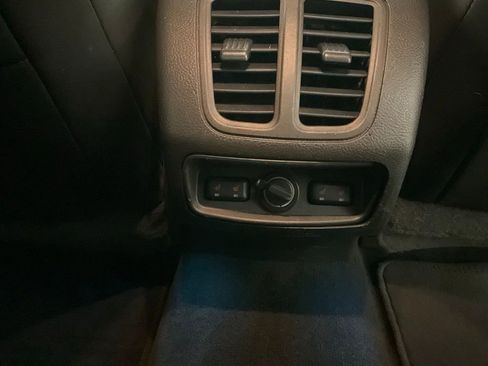 Used 2015 Ford Taurus Limited w/ Equipment Group 301A image 35