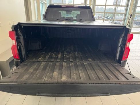Used 2023 Chevrolet Silverado 1500 RST AWD/4WD image 40