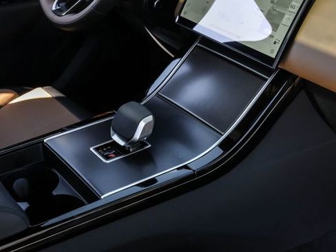 New 2026 Land Rover Range Rover Velar Autobiography AWD/4WD image 26