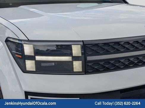 Used 2025 Hyundai Santa Fe Calligraphy image 9