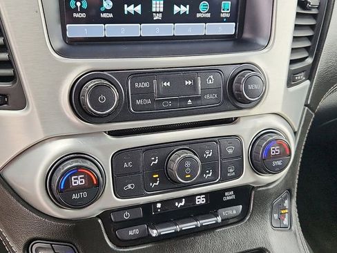 Used 2018 GMC Yukon SLT image 9