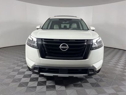 Used 2023 Nissan Pathfinder SL w/ SL Premium Package