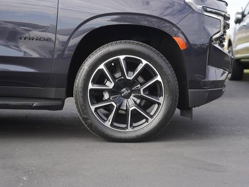 Used 2022 Chevrolet Tahoe RST w/ Sport Performance Package image 4