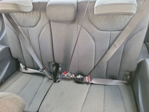 Used 2022 Hyundai Palisade SE FWD image 7