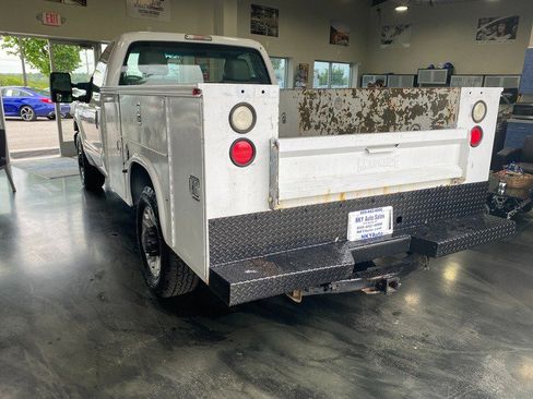 Used 2012 Ford F250 XL RWD image 6