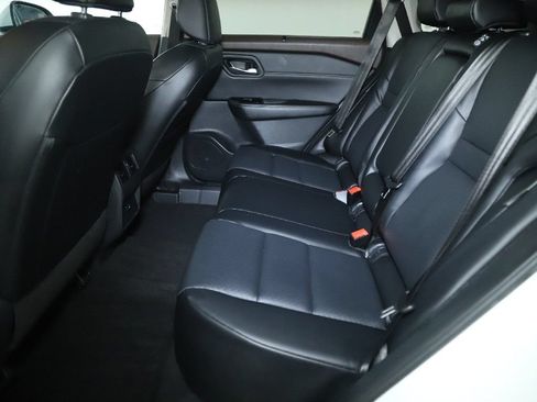 Certified 2023 Nissan Rogue SV w/ SV Premium B Package AWD/4WD image 14