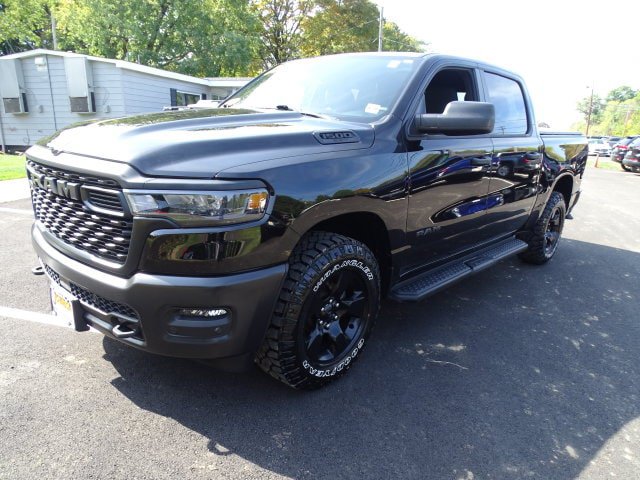 Used 2025 RAM 1500 Warlock AWD/4WD image 15
