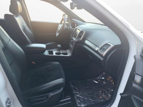 Used 2015 Jeep Grand Cherokee Altitude image 22