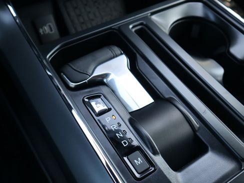 New 2025 Ford F150 Lariat w/ Equipment Group 502A High image 32