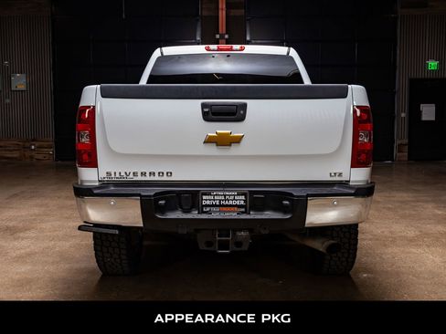 Used 2014 Chevrolet Silverado 2500 LTZ w/ LTZ Plus Package image 7