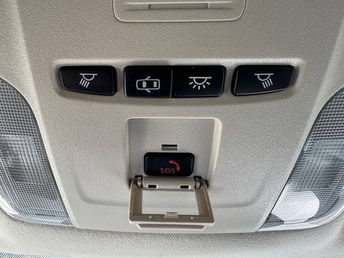 Used 2021 Toyota Corolla L FWD image 7