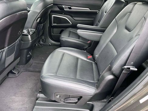 Used 2022 Kia Telluride S AWD/4WD image 17
