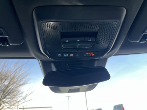 New 2026 Chevrolet Equinox EV LT AWD/4WD image 30