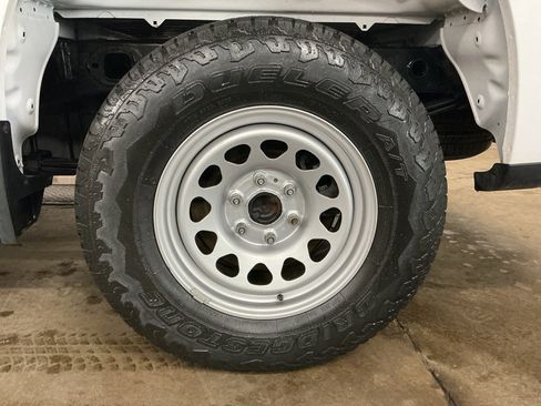 Used 2022 Chevrolet Silverado 1500 W/T w/ WT Value Package image 27